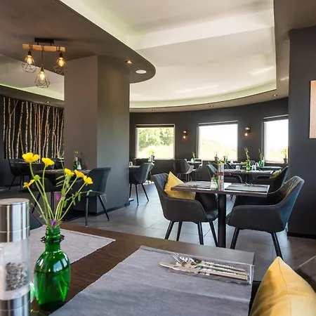 Kristall Hotel