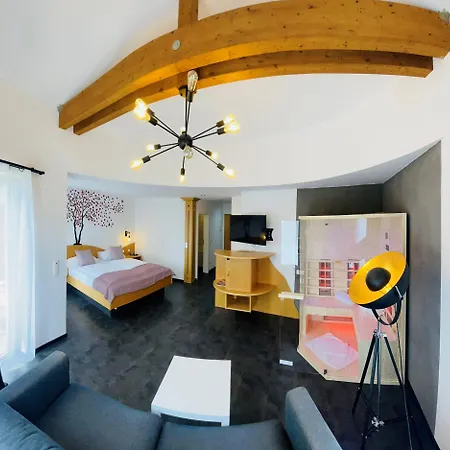 Hotel Kristall 3*