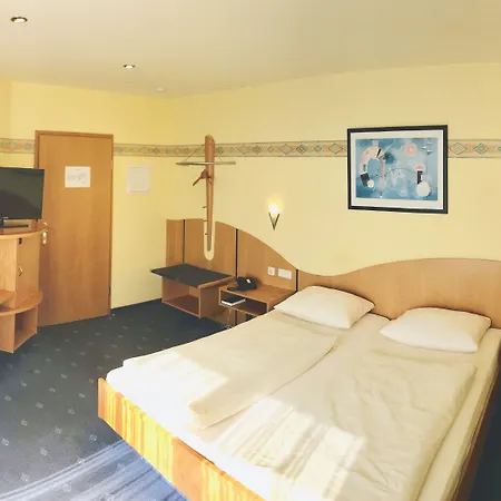 Kristall Ξενοδοχείο 3*